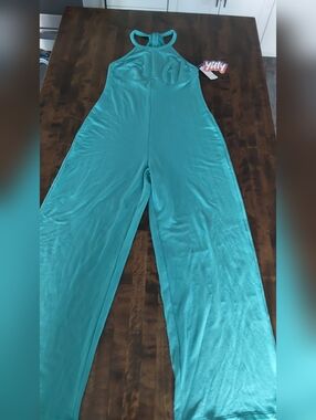 Sexy Mock Neck Halter Jumpsuit NEW sz L